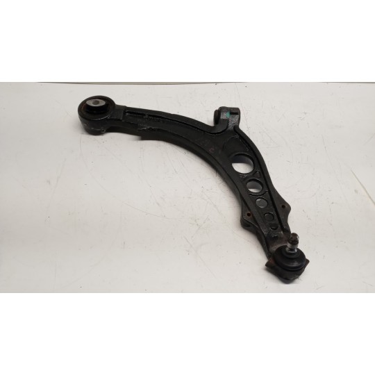 BRACCIO OSCILLANTE ANTERIORE INFERIORE DESTRO FIAT Punto 2003>2010 usato