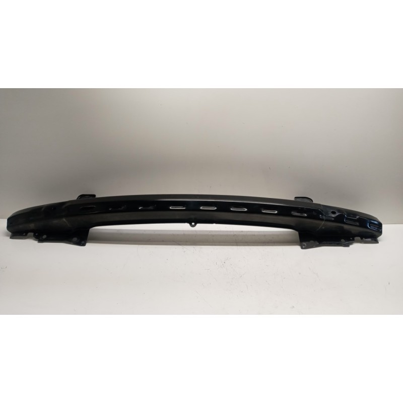 VOLKSWAGEN TRAVERSA ANTERIORE PARAURTO VOLKSWAGEN Golf 4 1997>2003 usato