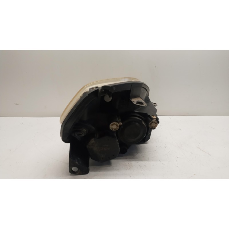 FIAT FARO ANTERIORE SINISTRO FIAT F.Grande Punto 2005>2012 usato