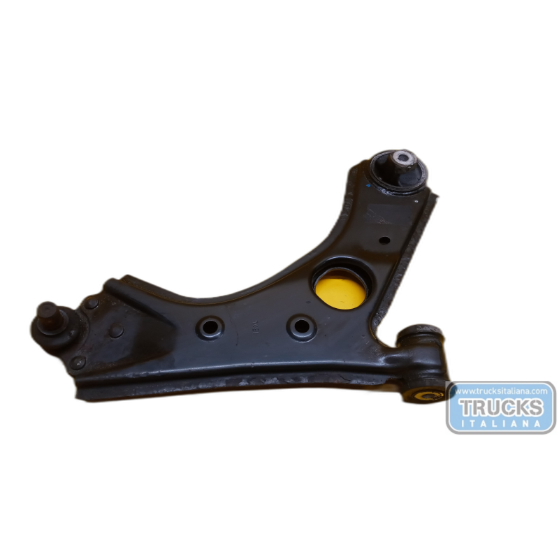 FIAT BRACCIO OSCILLANTE ANTERIORE INFERIORE DESTRO FIAT F.500L 2012> usato