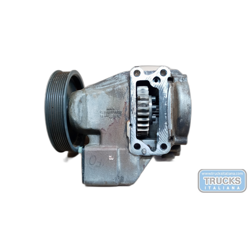 MAN POMPA ACQUA MAN TGM usato