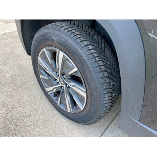 HYUNDAI TUCSON IX35 2WD hev