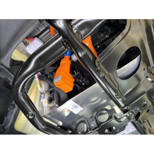 HYUNDAI TUCSON IX35 2WD hev