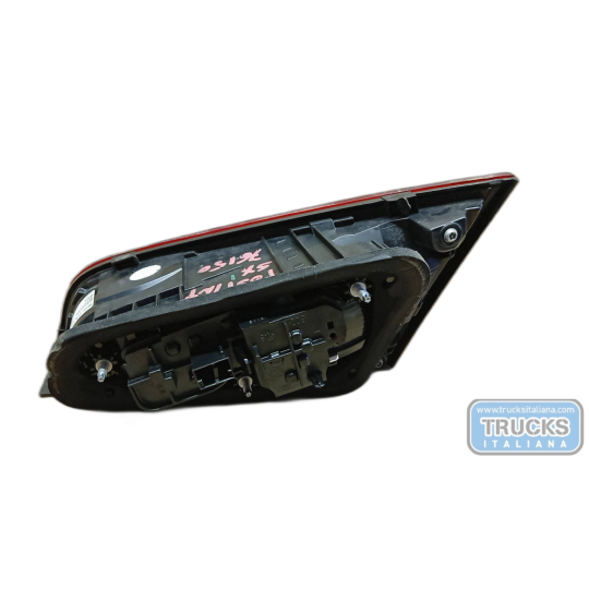 FARO POSTERIORE INTERNO SINISTRO AUDI A3 Sportback 2016> usato