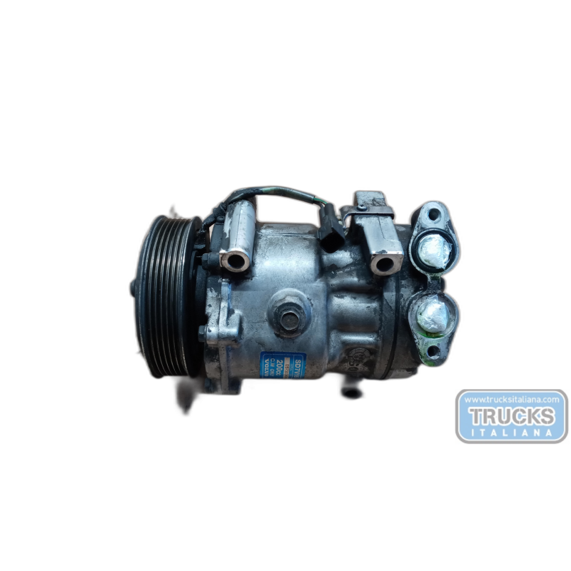 VOLVO AIR CONDITIONER COMPRESSOR VOLVO V50 used