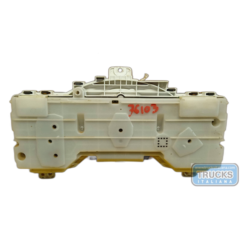 TOYOTA INSTRUMENT PANEL TOYOTA Hilux 2011>2016 used