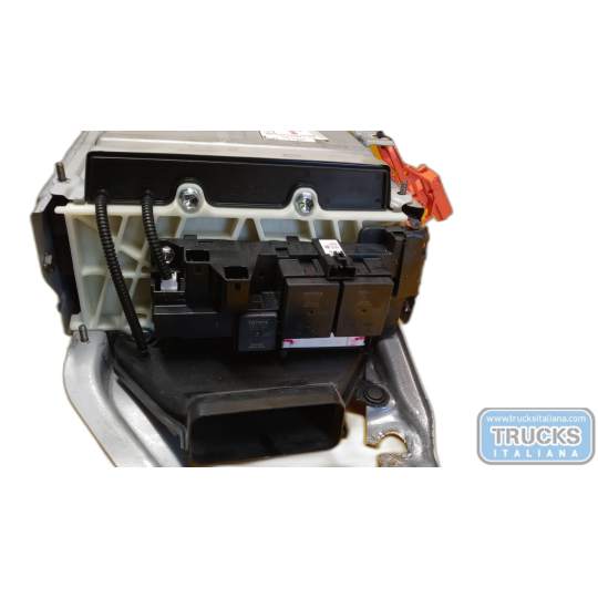TRACTION HYDRID BATTERY TOYOTA Yaris 2014>2017 used