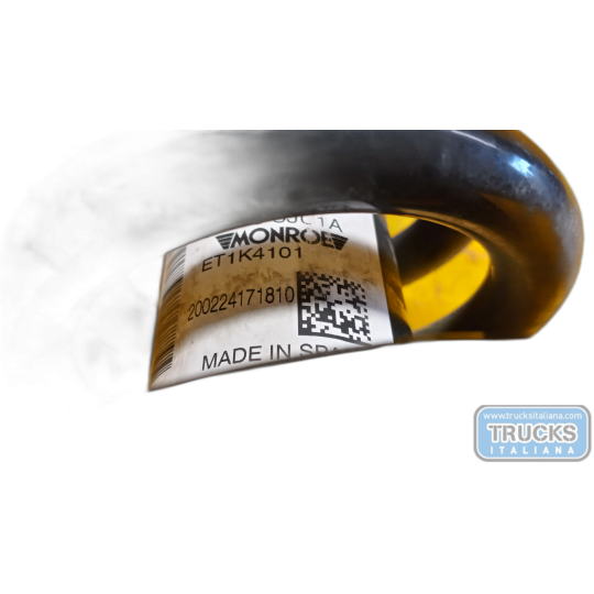 RIGHT FRONT SHOCK ASSORBER NISSAN Navarra 2015> used