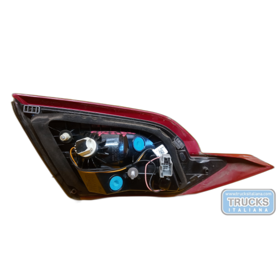 RIGHT REAR LED LIGHT ON BACK FORD Fiesta 2017> used