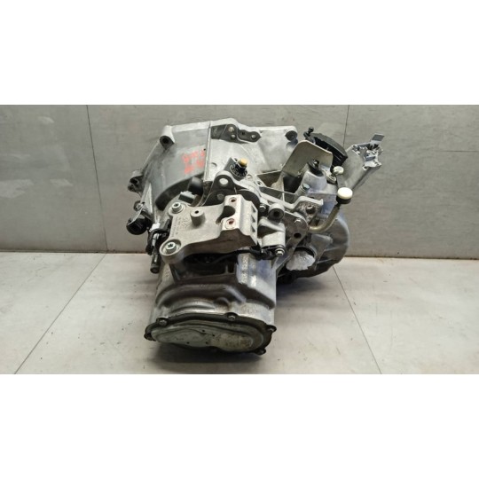 GEARBOXES  PEUGEOT 208 2015>2019 used