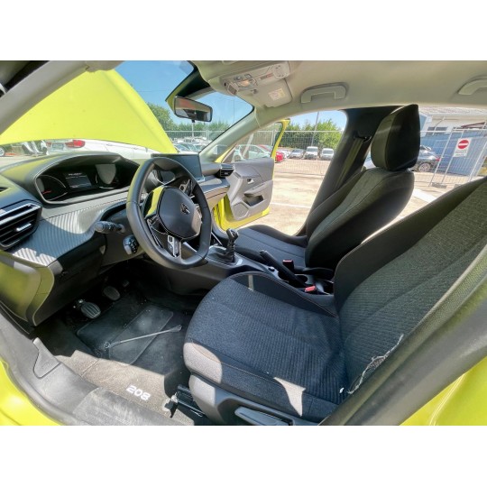 PEUGEOT 208 1.2 BENZINA STYLE