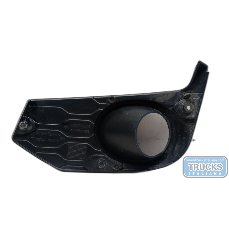 IVECO GRIGLIA PARAURTI ANT.DX IVECO Daily 2014>2019 usato