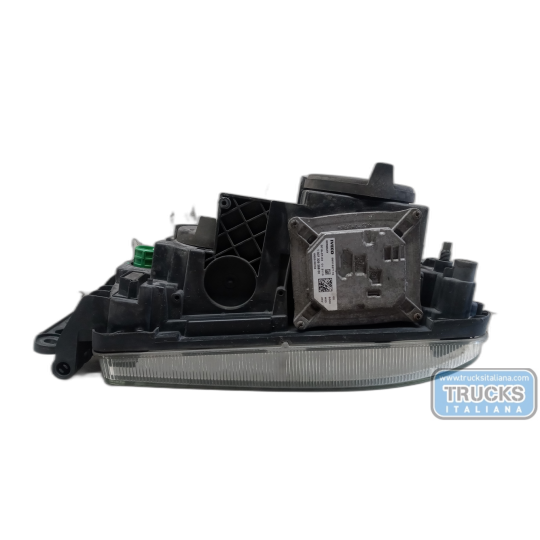 FARO ANT LED DESTRO IVECO Stralis 2013> usato