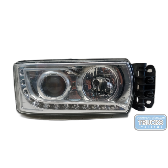 FARO ANT LED DESTRO IVECO Stralis 2013> usato