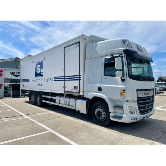 DAF CF 450 FAN 6X2 ISOTERMICO + FRIGO CARRIER-