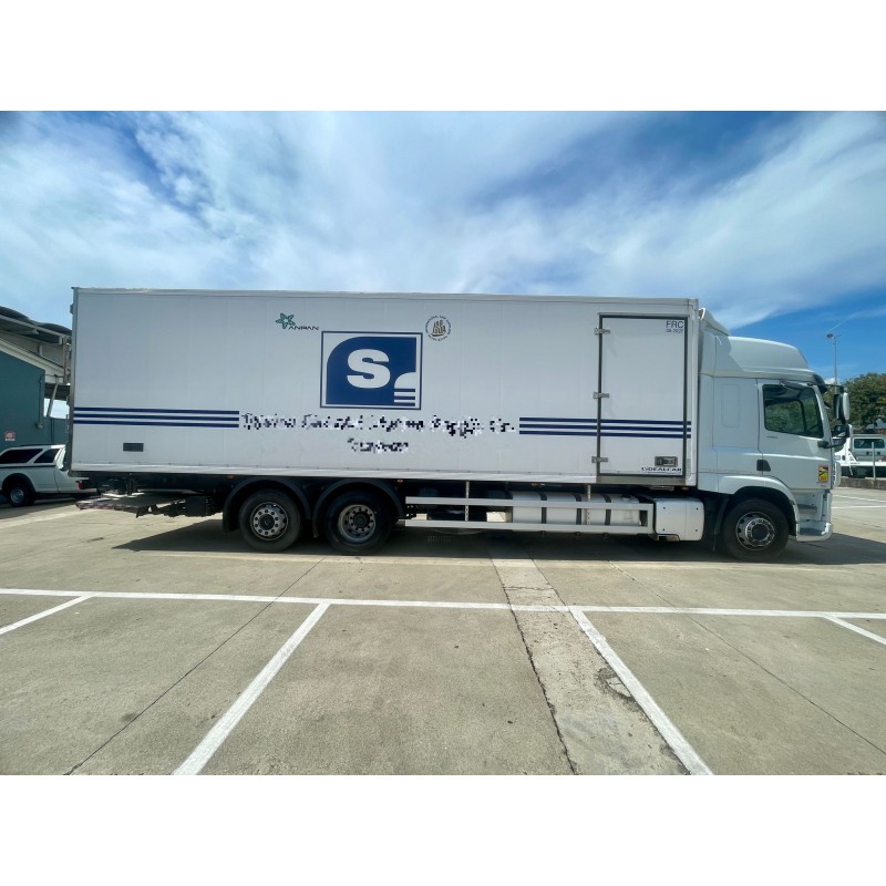 DAF DAF CF 450 FAN 6X2 ISOTERMICO + FRIGO CARRIER-