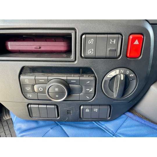 DAF CF 450 FAN 6X2 ISOTERMICO + FRIGO CARRIER-