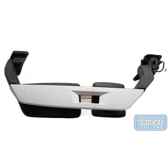 RIGHT ELETRIC REAR-VIEW MIRROR  VOLVO truck FH euro 6 used
