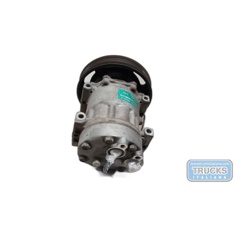 VOLVO truck COMPRESSORE ARIA CONDIZIONATA VOLVO truck FH euro 6 usato