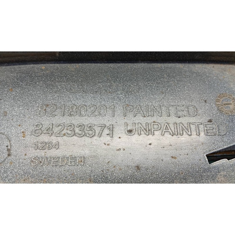 VOLVO truck RIGHT FRONT MUDGUARD  VOLVO truck FH euro 6 used
