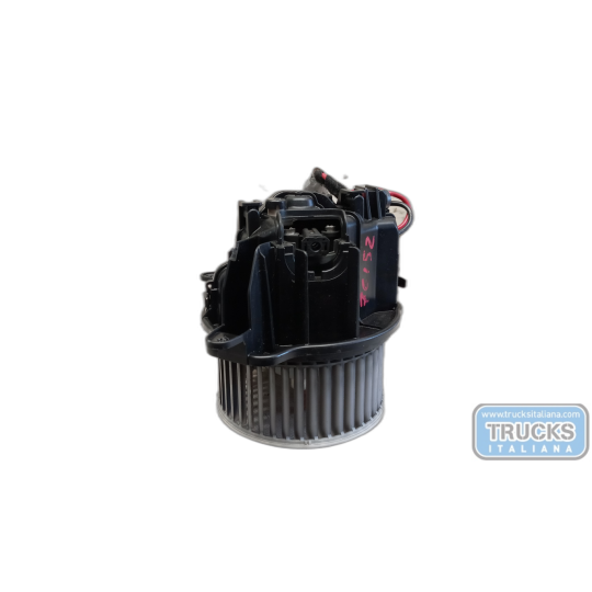 MOTORINO VENTILAZIONE INTERNA RENAULT truck T 2014> usato