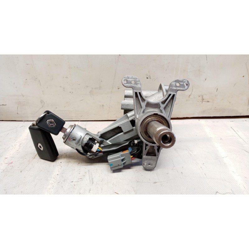 RENAULT truck STEERING COLUMN  RENAULT truck T 2014> used