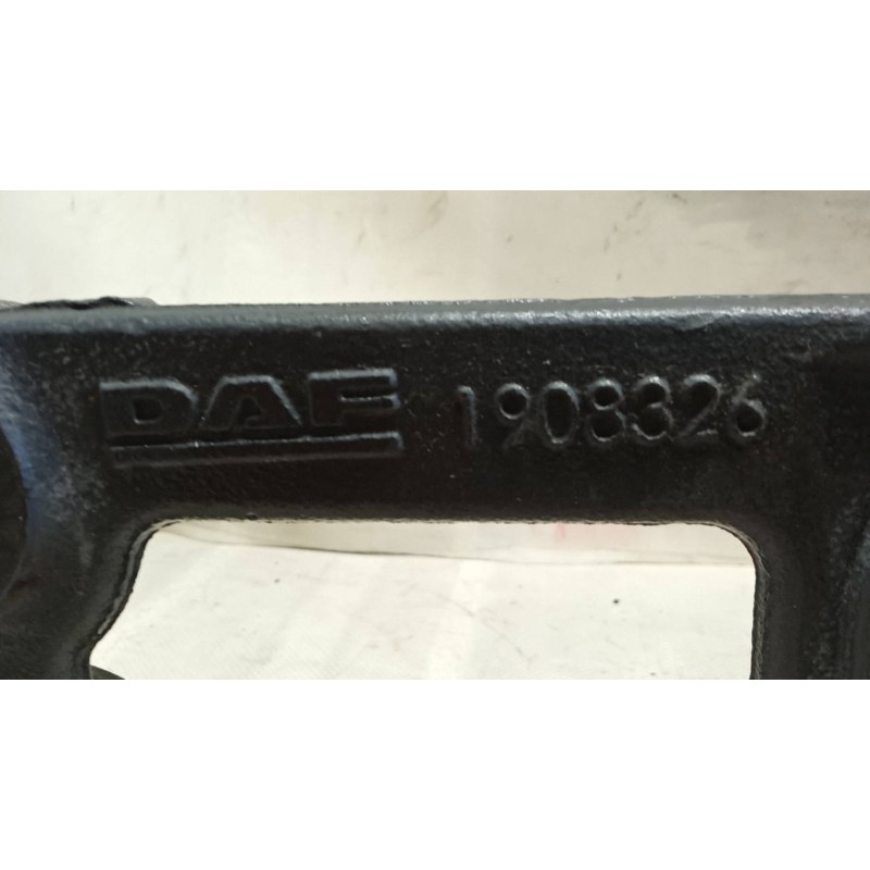DAF SUPPORTO PARAURTO DAF XG usato