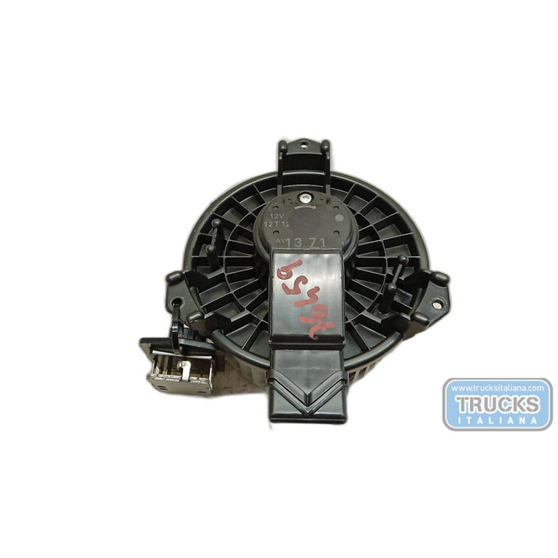 TOYOTA MOTORINO VENTILAZIONE INTERNA TOYOTA Yaris 2014>2017 usato