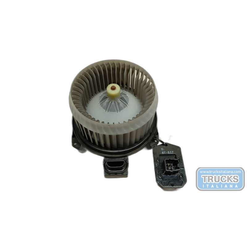 TOYOTA MOTORINO VENTILAZIONE INTERNA TOYOTA Yaris 2014>2017 usato