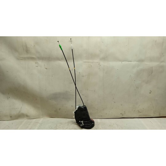 LATCH LOCK TOYOTA Yaris 2014>2017 used