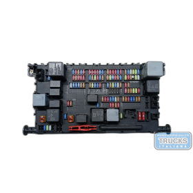 SCATOLA FUSIBILI DAF XG usato