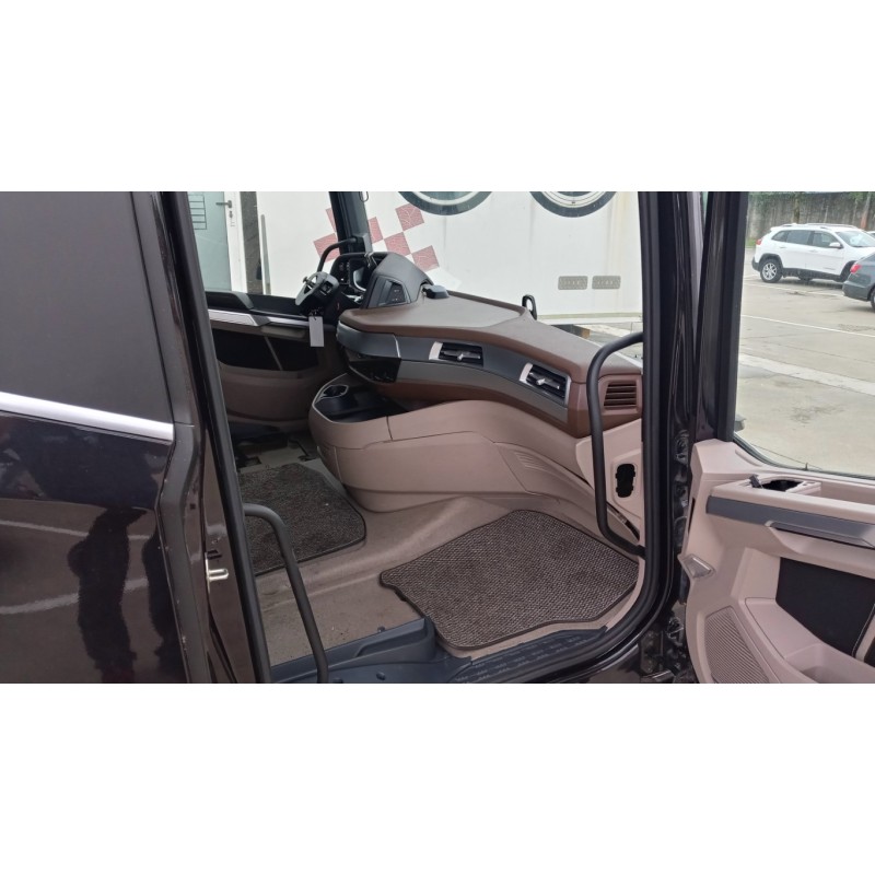 DAF COMPLETE CABIN DAF XG used