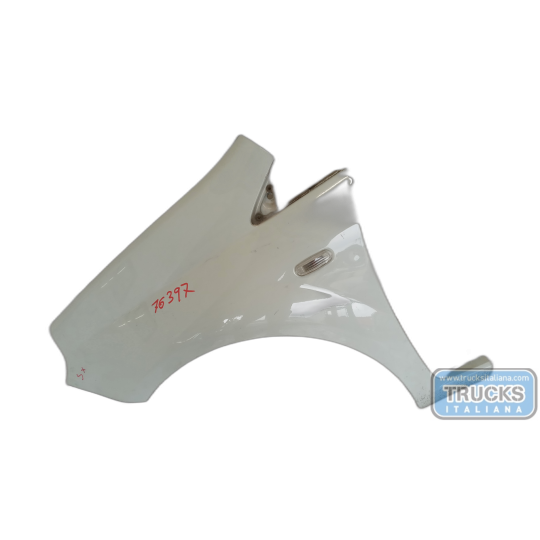 PARAFANGO ANTERIORE SINISTRO FIAT F.Punto 2012> usato