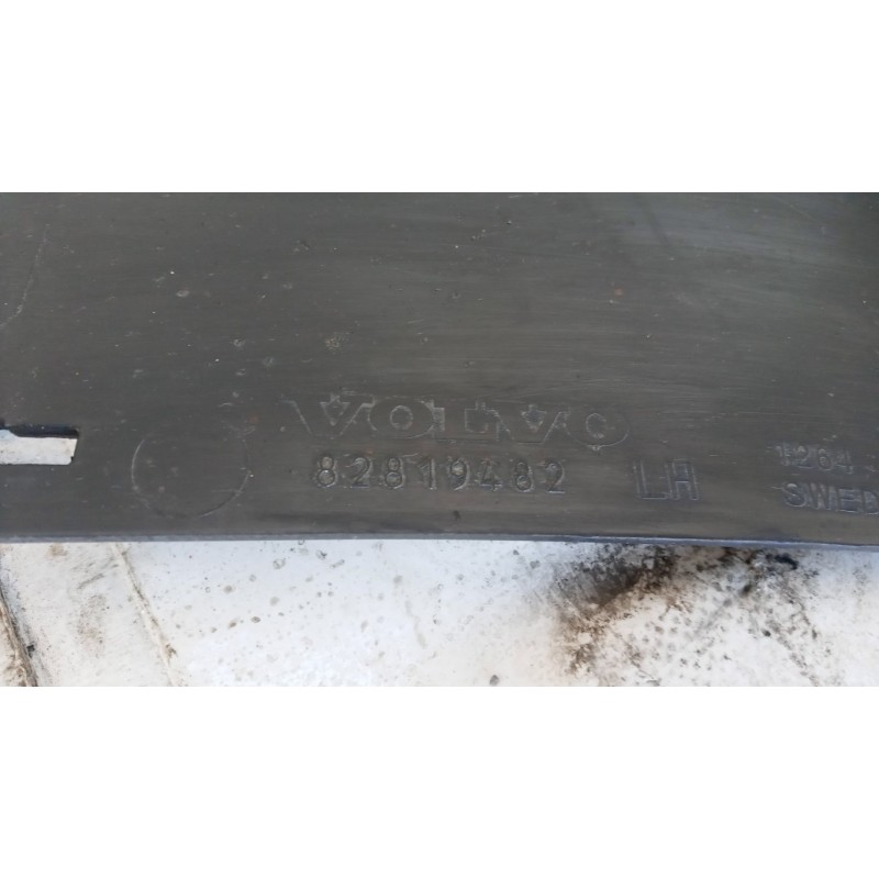 VOLVO truck PLASTICHE ESTERNE VARIE VOLVO truck FH euro 6 usato