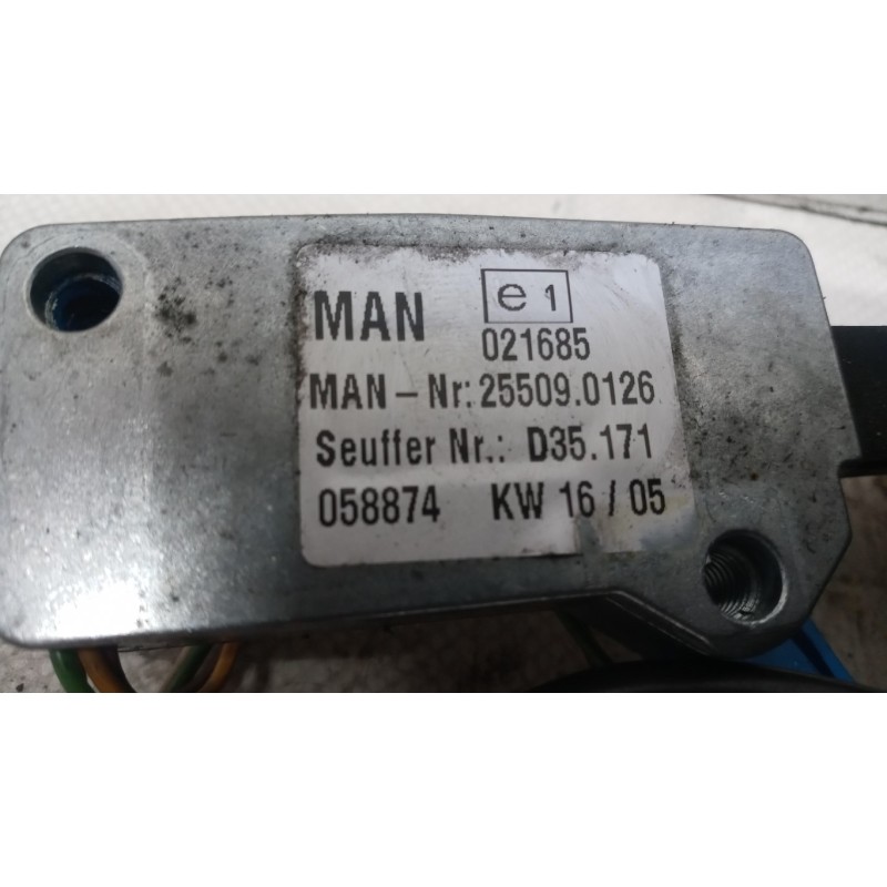 MAN VARIOUS SWITCHES AND BUTTONS C  MAN TG-A 2000>2007 used