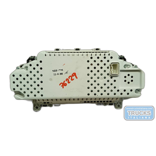 QUADRO STRUMENTI VOLVO V40 2012>2016 usato