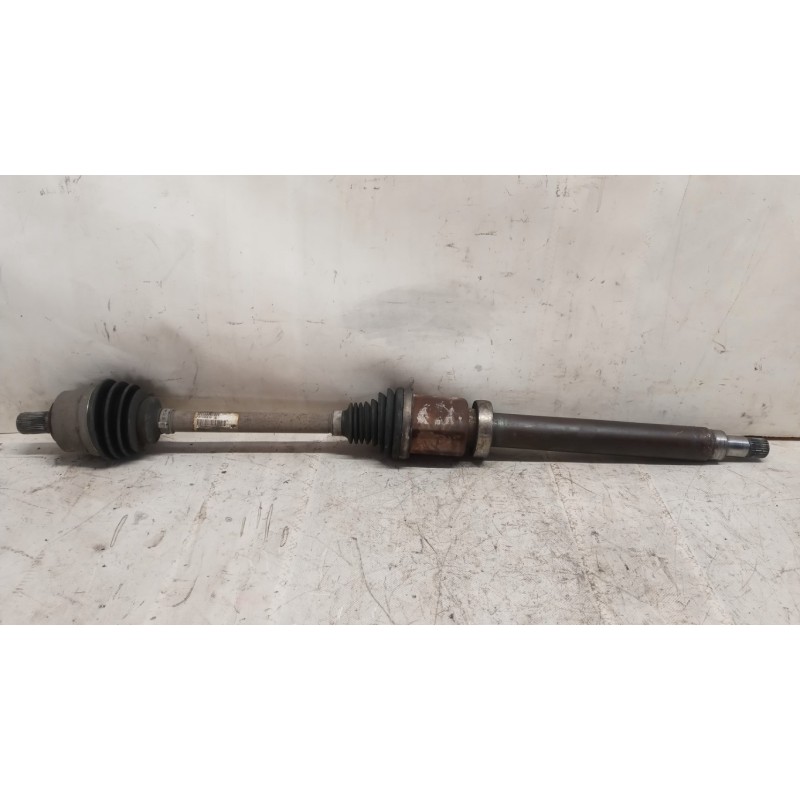 VOLVO FRONT HALF-AXLES RIGHT  VOLVO V40 2012>2016 used