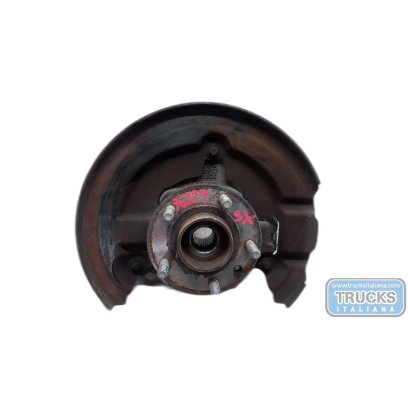 VOLVO MONTANTE COMPLETO SINISTRO VOLVO V40 2012>2016 usato