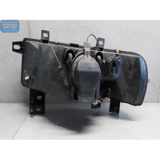 FARO ANTERIORE DESTRO RENAULT van Master 1998>2003 usato