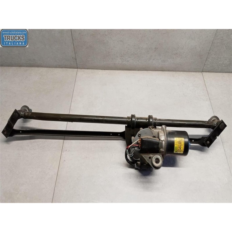 RENAULT van windshield wiper motor RENAULT van Master 1998>2003 used