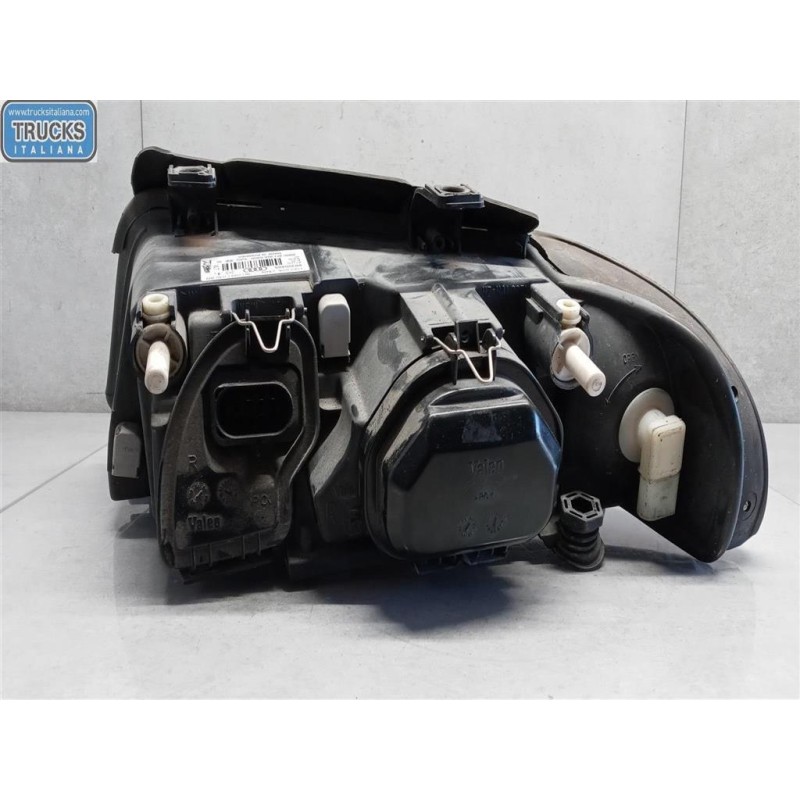 AUDI FARO ANT XENO DESTRO AUDI A4 1999>2000 usato
