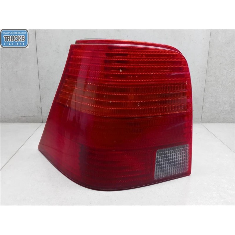 VOLKSWAGEN FARO POSTERIORE ESTERNO SINISTRO VOLKSWAGEN Golf 4 1997>2003 usato