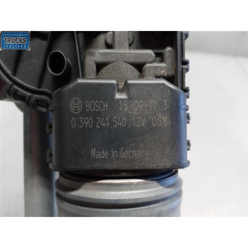 PEUGEOT windshield wiper motor PEUGEOT 2008 2013>2016 used