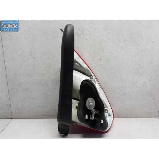 FARO POST INTERNO LED DESTRO PEUGEOT 2008 2013>2016 usato