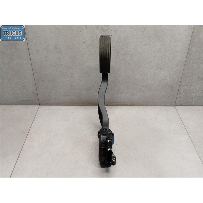 PEUGEOT ELETRONIC THROTTLE PEDAL  PEUGEOT 2008 2013>2016 used