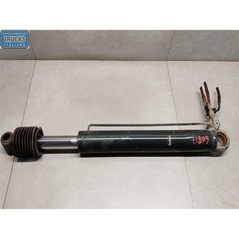 IVECO PISTONE ALZA CABINA IVECO EUROTECH usato