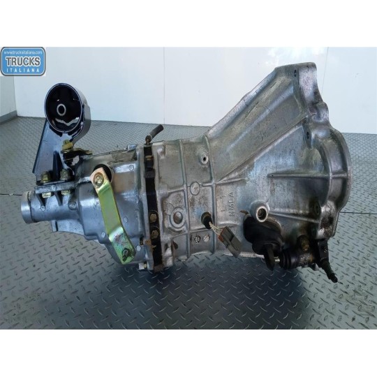 CAMBIO NISSAN Vanette usato