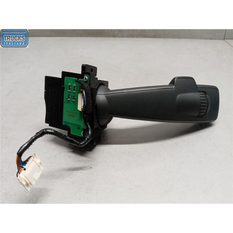 VOLVO DEVIOLUCI VOLVO V40 2012>2016 usato