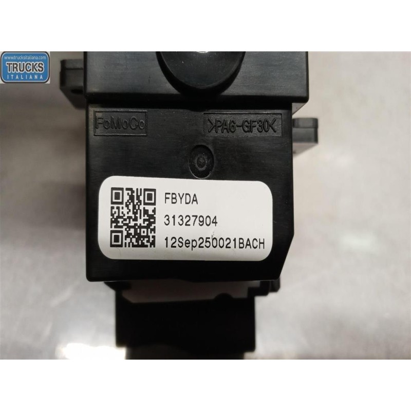 VOLVO DEVIOLUCI VOLVO V40 2012>2016 usato