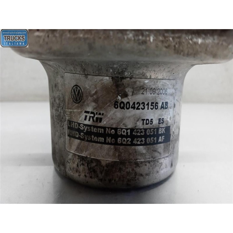 VOLKSWAGEN POMPA IDROGUIDA VOLKSWAGEN Polo 2005>2009 usato